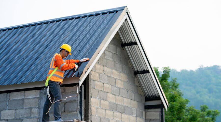 Expert flood damage restoration services in Van Vleck, TX